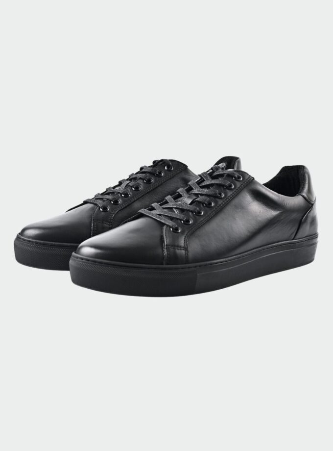 baskets basses cuir lisse – noir