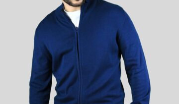 Pull Col Montant Zippé – Bleu Marine
