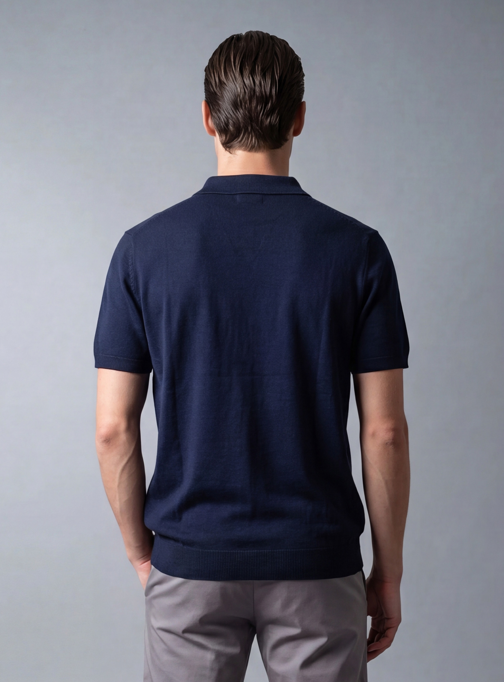 Polo Ajusté Col Ouvert En Maille - Bleu Marine – Image 3